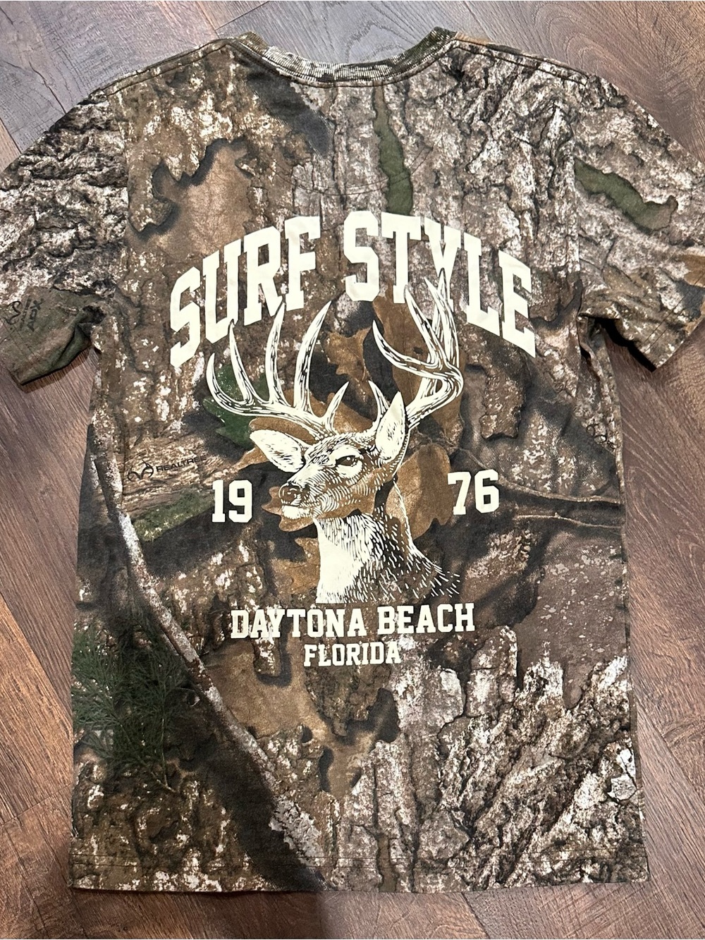 Surf Style Daytona Beach Women's Short Sleeve Tee - Camo Brown/Green